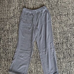 Splendid Gray Straight Leg Pants
